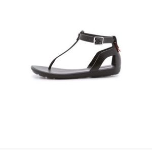 Hunter Elastic t-bar Sandals